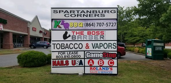 SPARTANBURG CORNERS: 200 Dawn Redwood Dr, Spartanburg, SC 29307